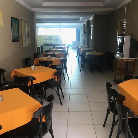 Hotel Santos Reis Trindade  Eksteriør bilde